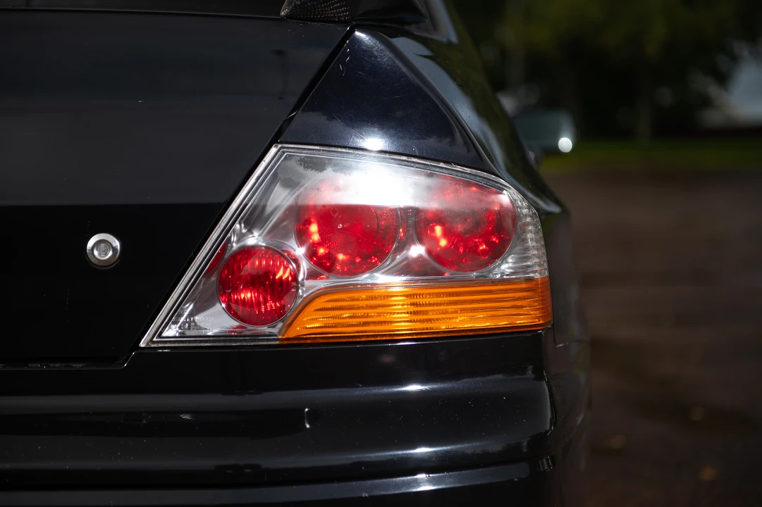 2005 Mitsubishi Lancer Evolution VIII 7th Gen - Image 26 of 31