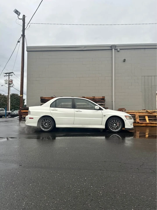 2005 Mitsubishi Lancer - Image 5 of 9
