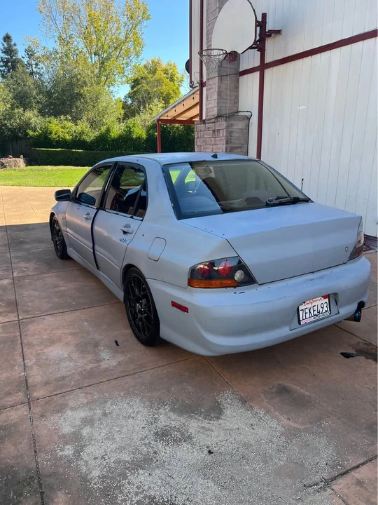 2005 Mitsubishi Lancer Evolution VIII 7th Gen - Image 5 of 11