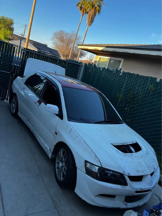 2005 Mitsubishi Lancer Evolution VIII 7th Gen - Image 2 of 5