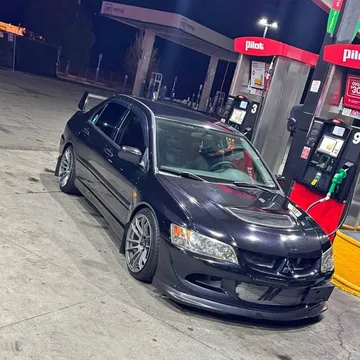 2005 Mitsubishi Lancer Evolution GSR Sedan 4D