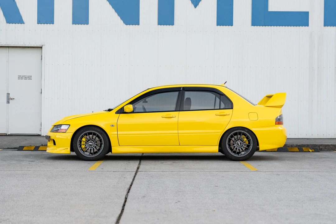 2005 Mitsubishi Lancer Evolution IX 8th Gen - Image 8 of 31