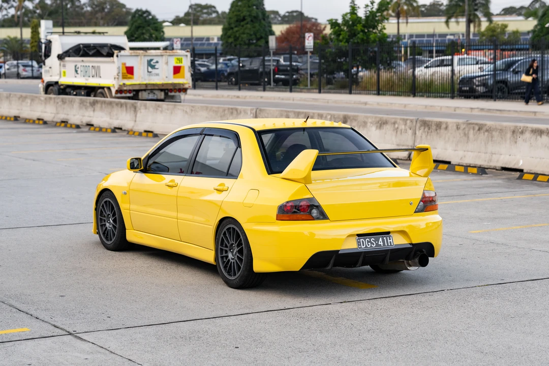 2005 Mitsubishi Lancer Evolution IX 8th Gen - Image 15 of 31