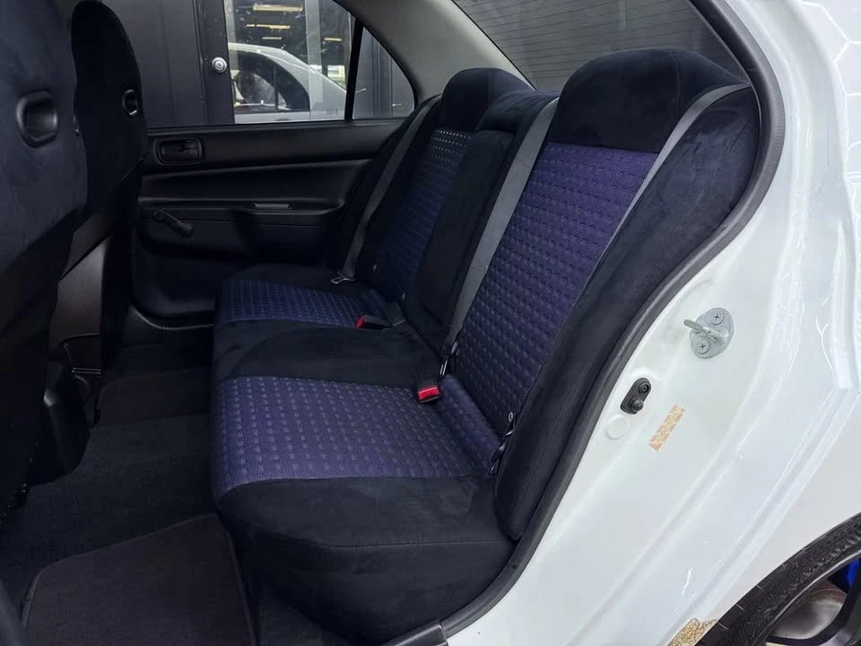 2005 Mitsubishi Lancer - Image 18 of 20