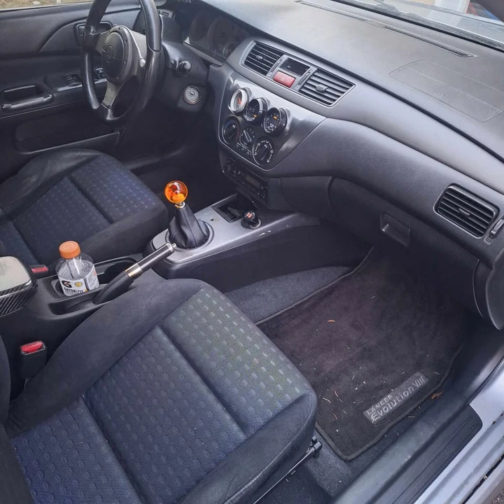 2005 Mitsubishi Lancer Evolution VIII 7th Gen - Image 15 of 18