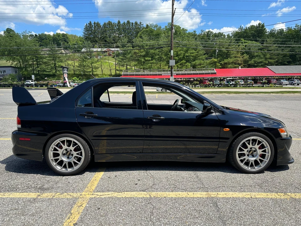 2005 Mitsubishi Lancer Evolution VIII 7th Gen - Image 21 of 31