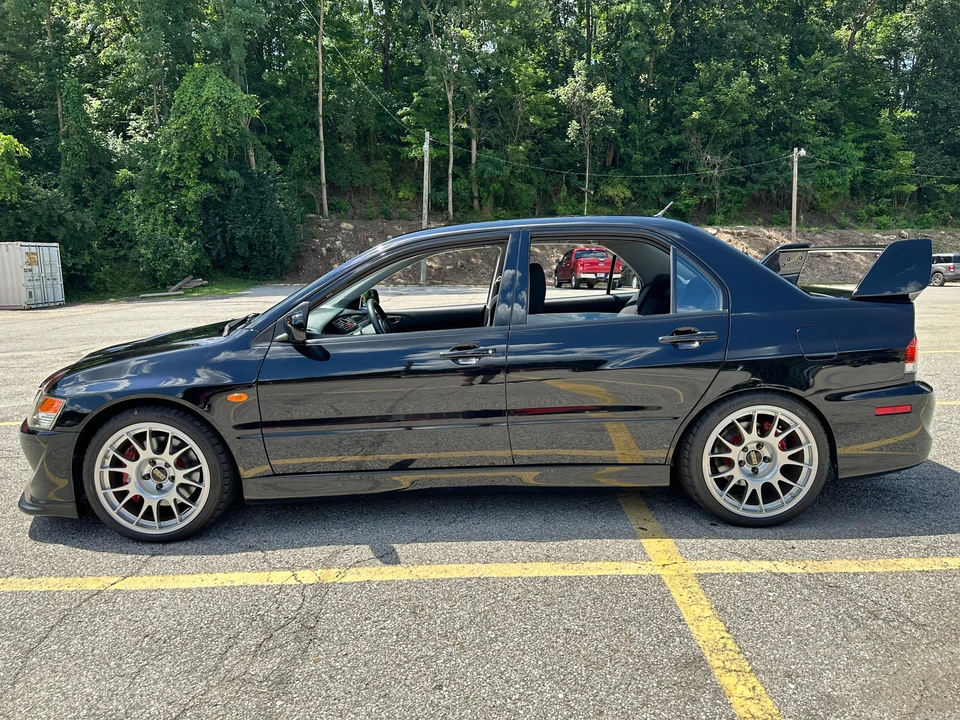 2005 Mitsubishi Lancer Evolution VIII 7th Gen - Image 13 of 31