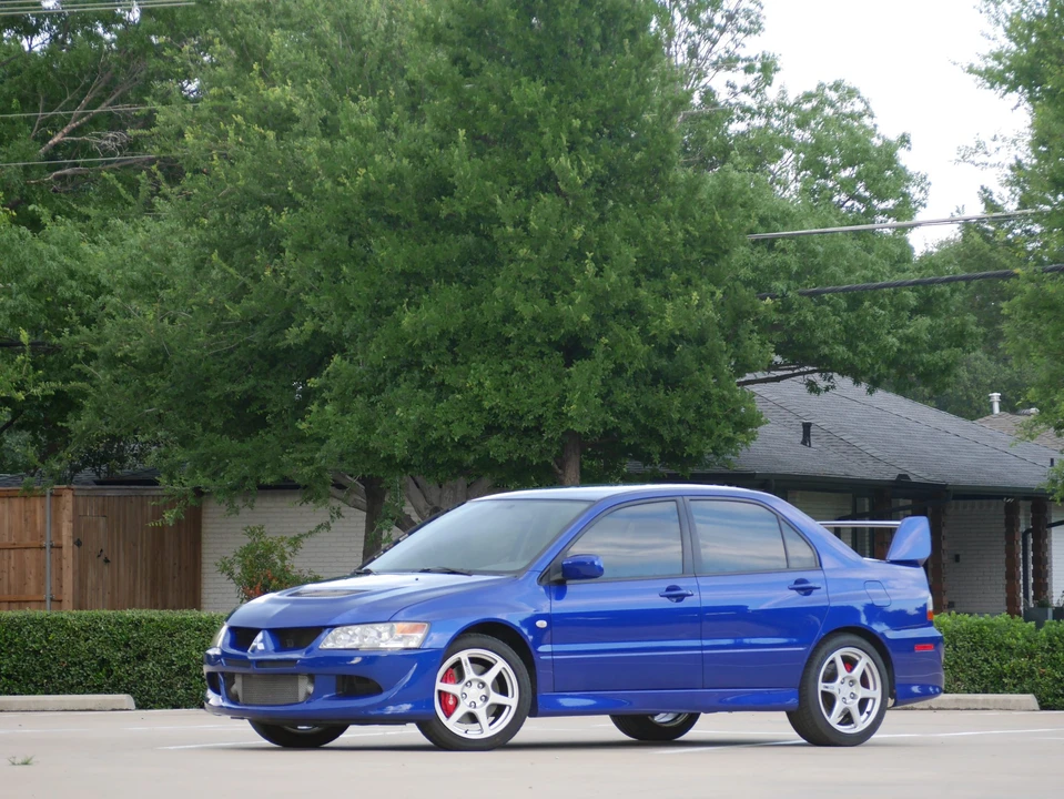 2005 Mitsubishi Lancer Evolution VIII 7th Gen - Image 2 of 31