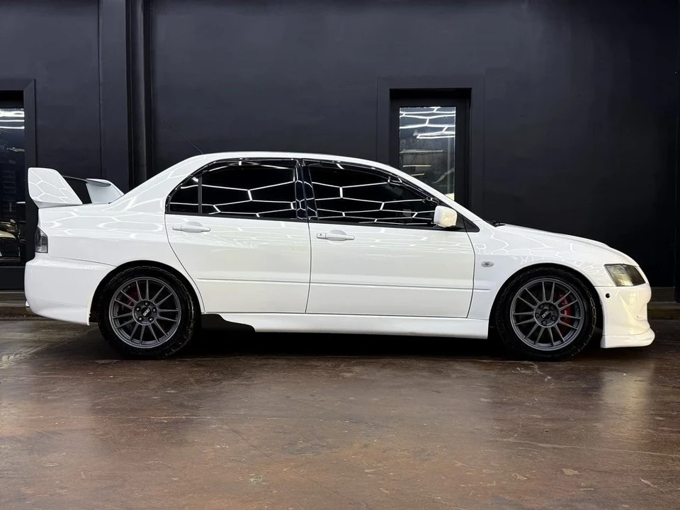 2005 Mitsubishi Lancer Evolution VIII 7th Gen - Image 8 of 12