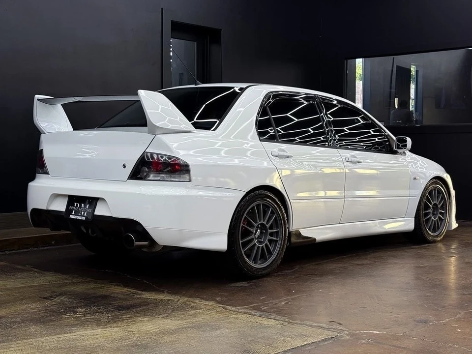 2005 Mitsubishi Lancer Evolution VIII 7th Gen - Image 7 of 12