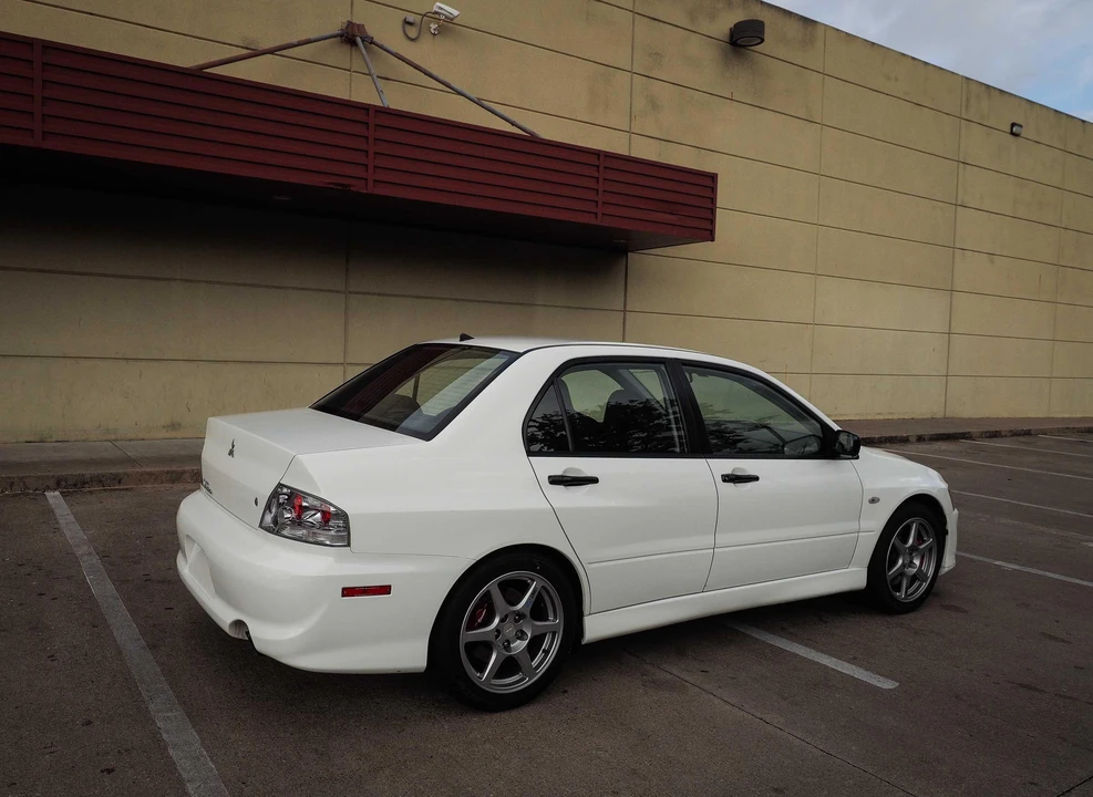 2005 Mitsubishi Lancer Evolution VIII 7th Gen - Image 13 of 31
