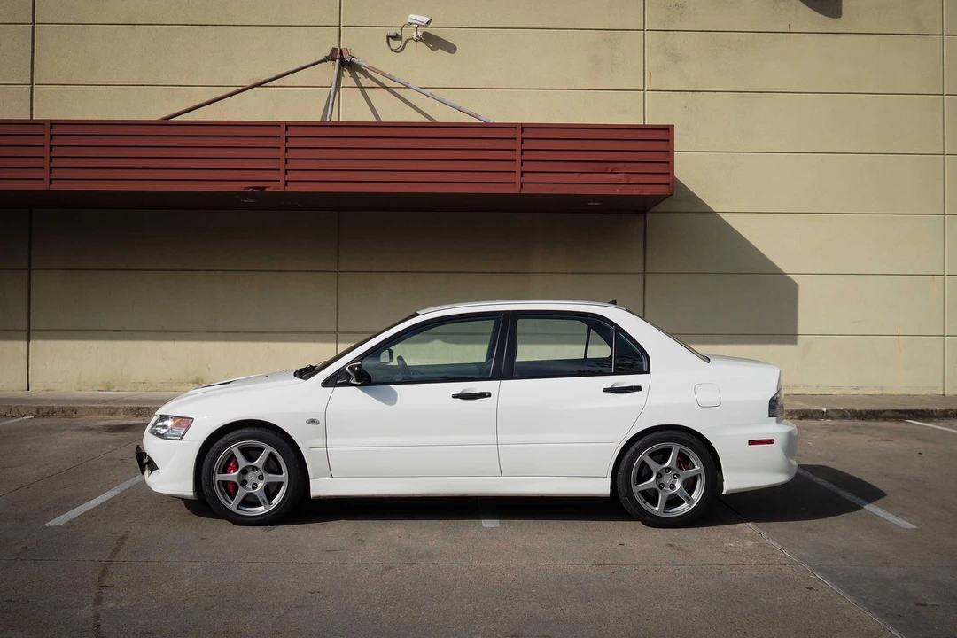 2005 Mitsubishi Lancer Evolution VIII 7th Gen - Image 8 of 31