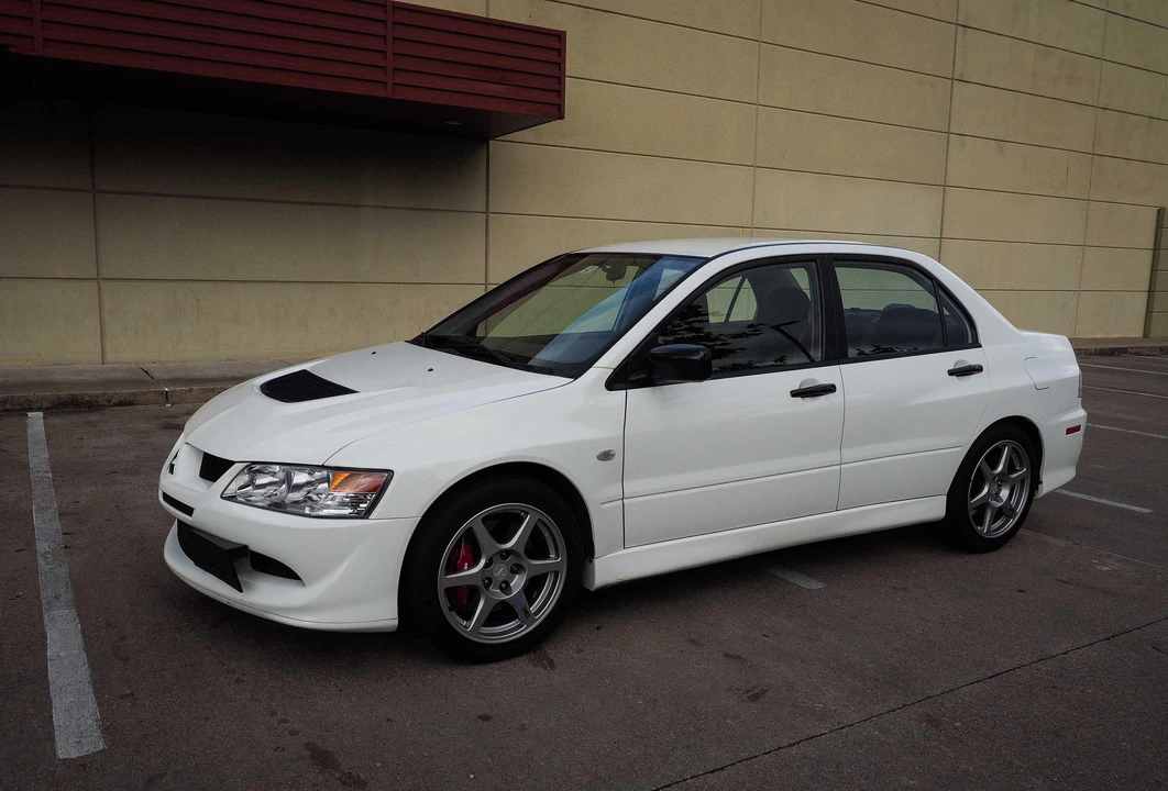 2005 Mitsubishi Lancer Evolution VIII 7th Gen - Image 7 of 31