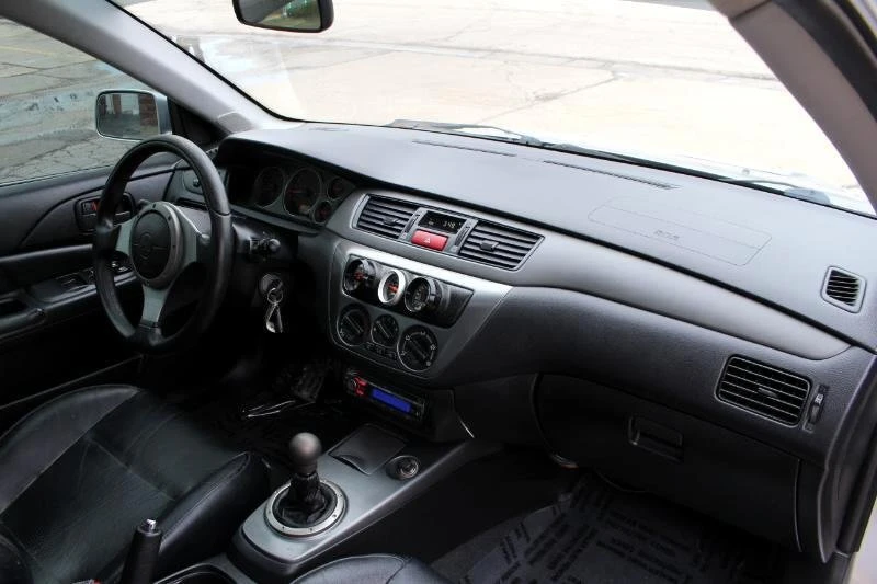 2005 Mitsubishi Lancer Evolution VIII 7th Gen - Image 16 of 20