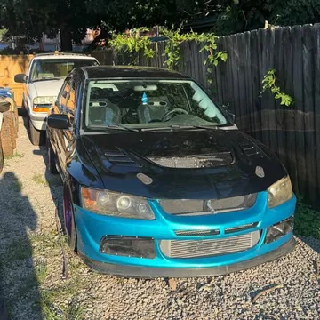 2005 Mitsubishi Lancer Evolution VIII Sedan 4D