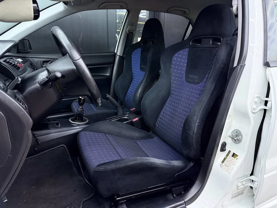 2005 Mitsubishi Lancer Evolution IX 8th Gen - Image 14 of 19