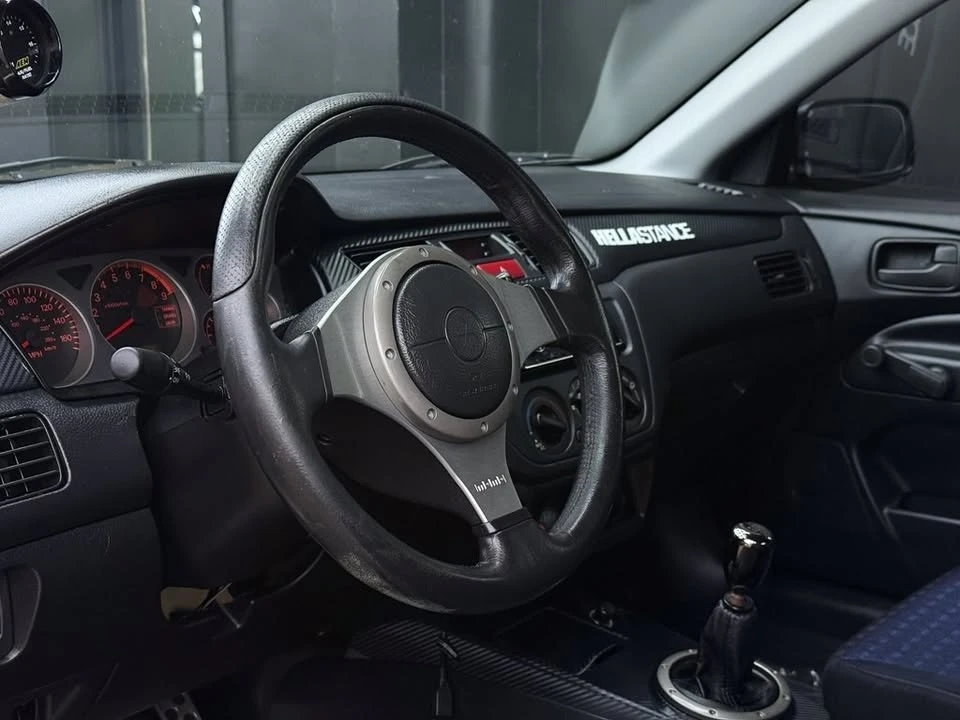 2005 Mitsubishi Lancer Evolution IX 8th Gen - Image 13 of 19