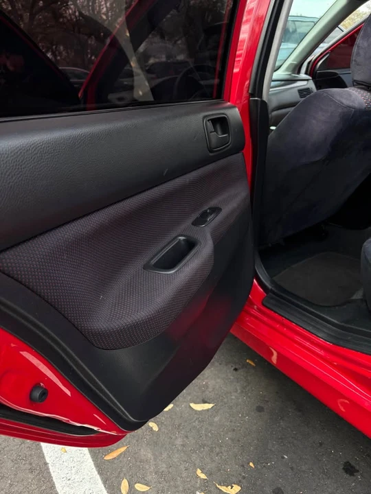 2005 Mitsubishi Lancer 8th Gen - Image 11 of 20