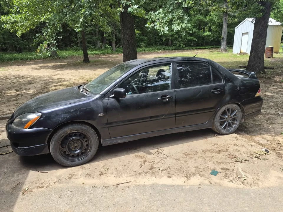 2005 Mitsubishi Lancer 8th Gen - Image 2 of 2