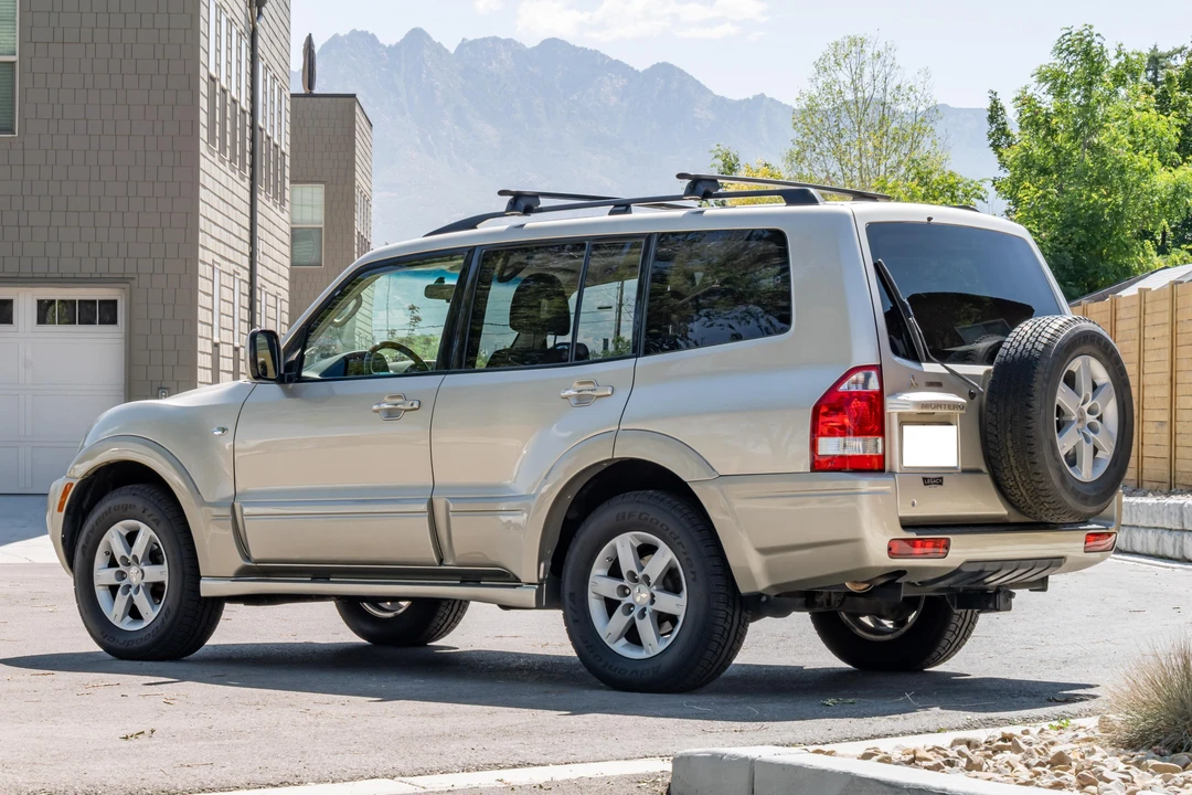 2005 Mitsubishi Pajero/Montero 3rd Gen - Image 8 of 31