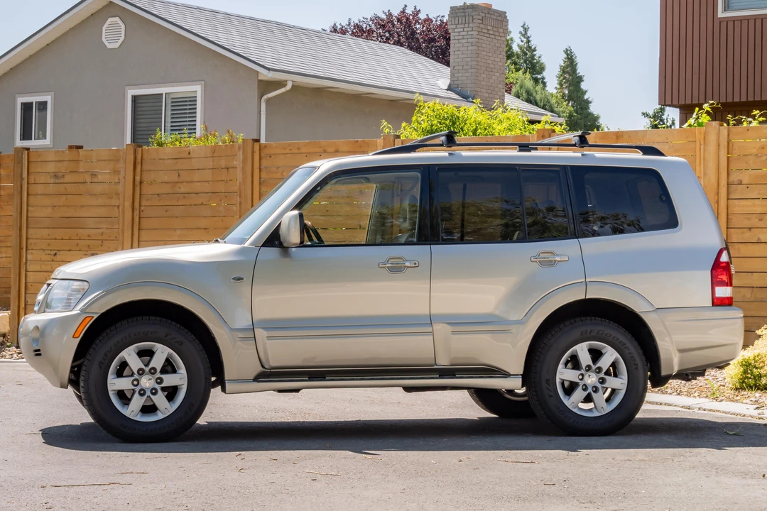 2005 Mitsubishi Pajero/Montero 3rd Gen - Image 7 of 31
