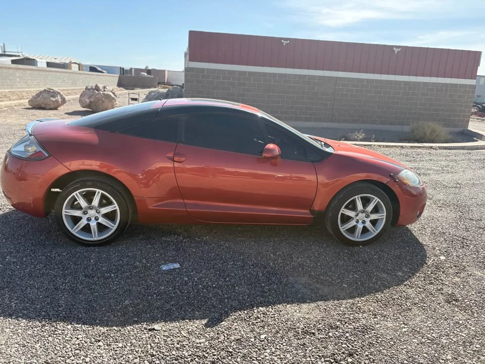2005 Mitsubishi Eclipse 3rd Gen - Image 4 of 8