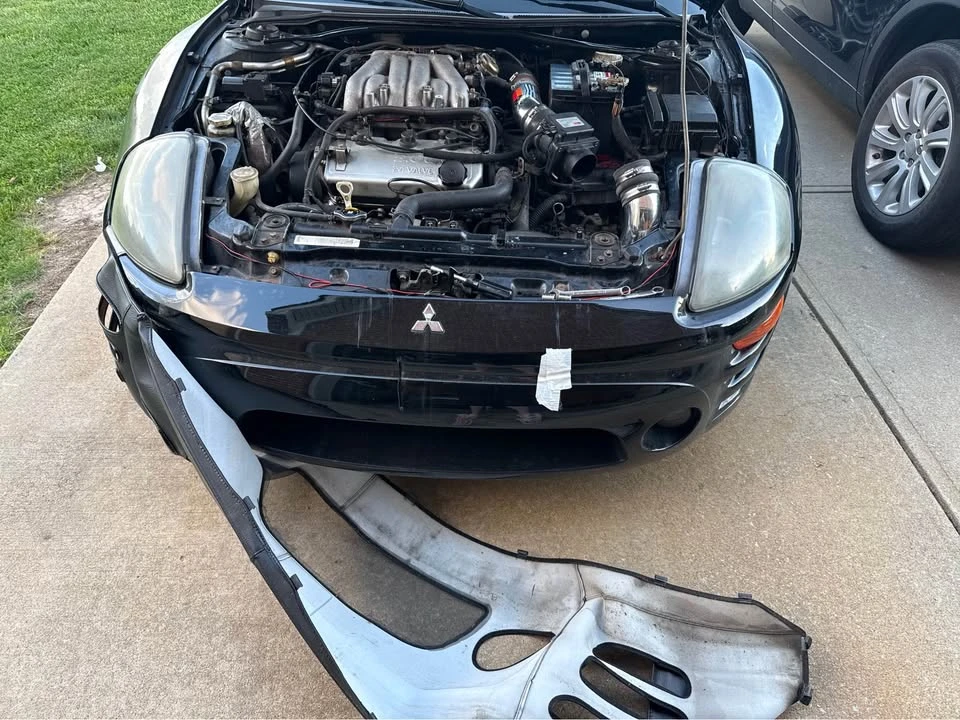 2005 Mitsubishi Eclipse 3rd Gen - Image 2 of 3