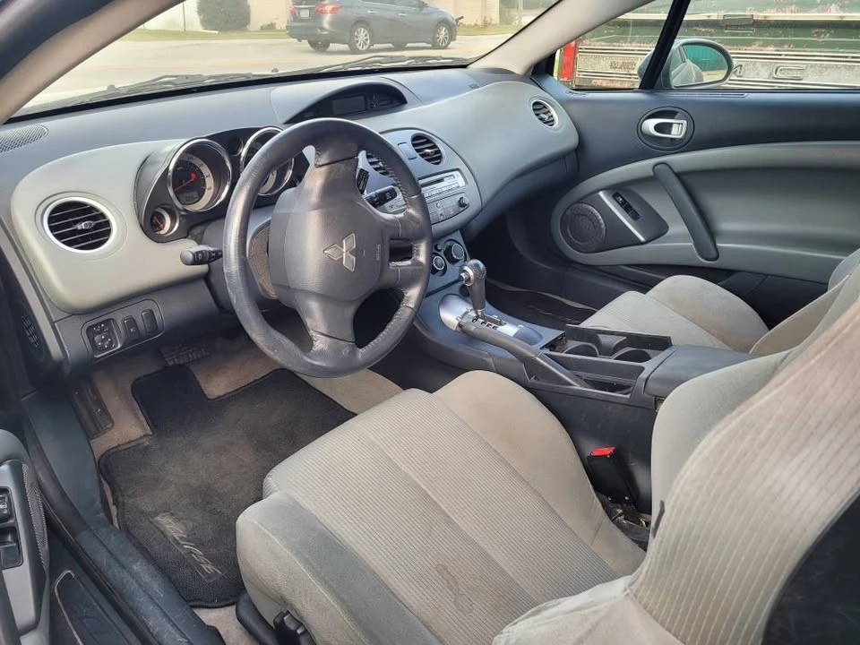 2005 Mitsubishi Eclipse 3rd Gen - Image 2 of 4