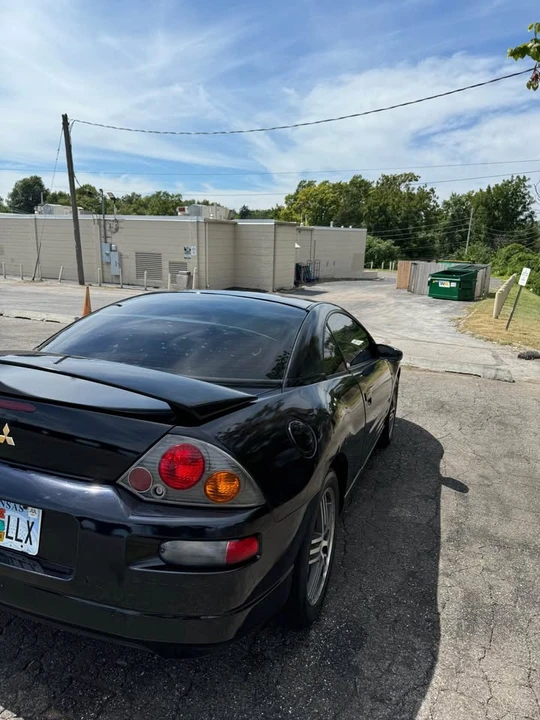 2005 Mitsubishi Eclipse 3rd Gen - Image 2 of 4