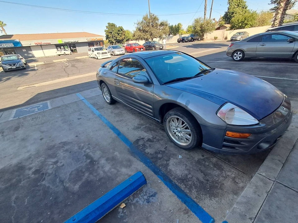 2005 Mitsubishi Eclipse 3rd Gen - Image 3 of 7