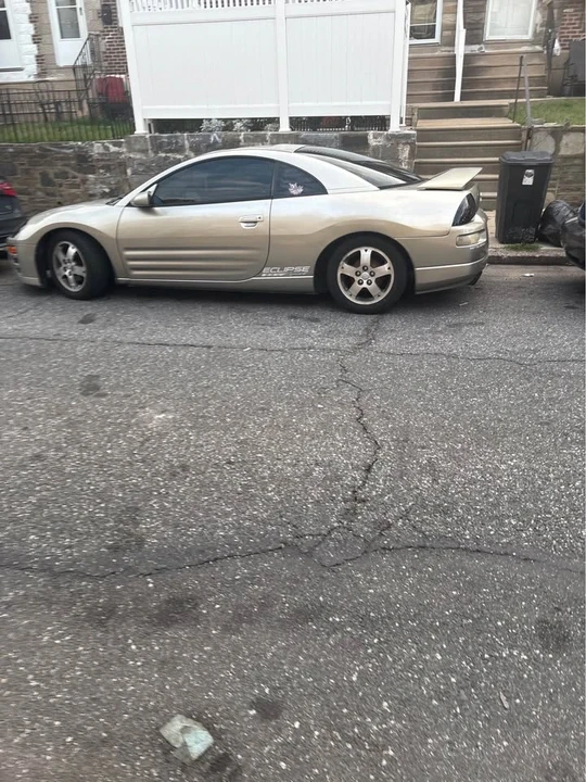 2005 Mitsubishi Eclipse 3rd Gen - Image 4 of 10