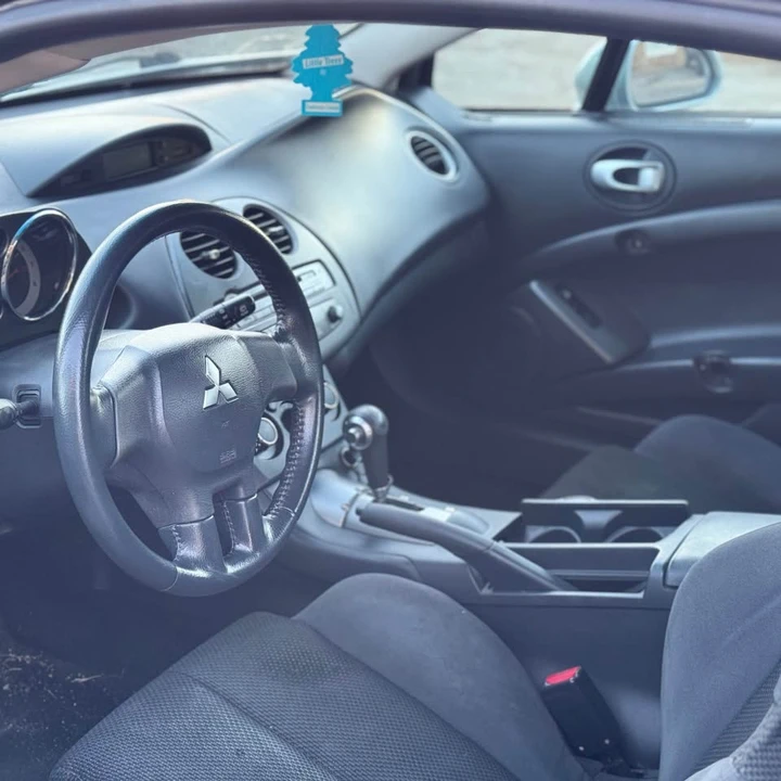2005 Mitsubishi Eclipse 3rd Gen - Image 8 of 9