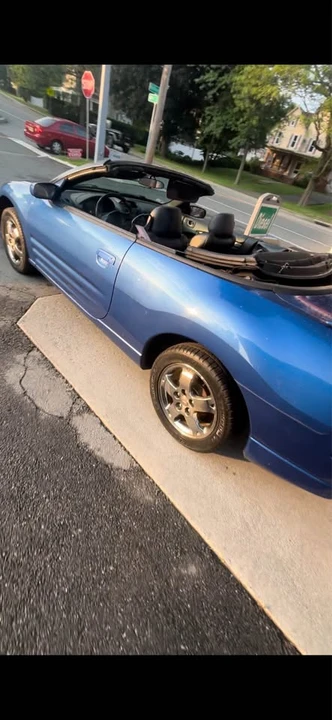 2005 Mitsubishi Eclipse 3rd Gen - Image 2 of 2
