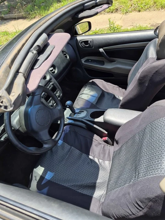 2005 Mitsubishi Eclipse 3rd Gen - Image 6 of 10