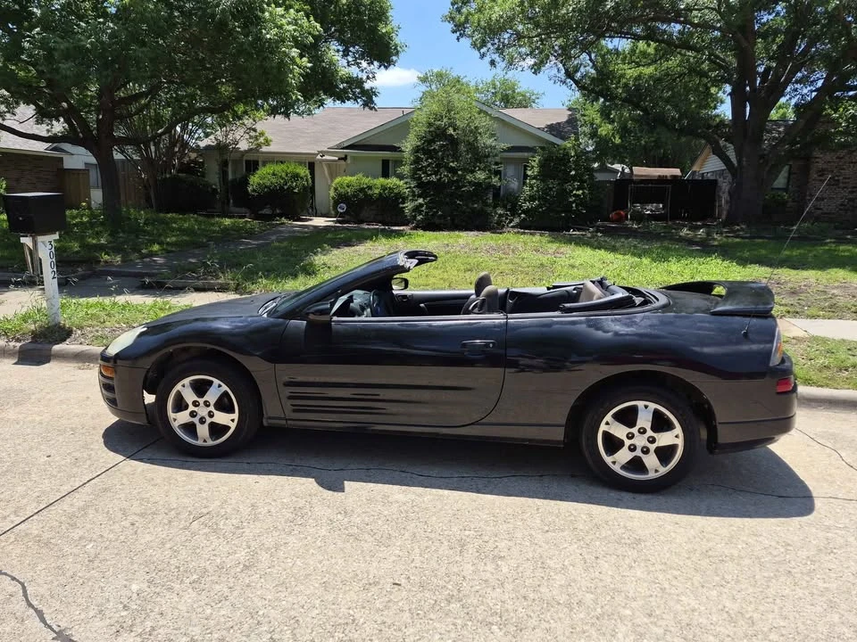 2005 Mitsubishi Eclipse 3rd Gen - Image 2 of 10