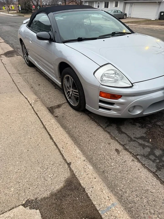 2005 Mitsubishi Eclipse 3rd Gen - Image 7 of 10