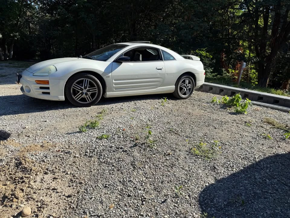 2005 Mitsubishi Eclipse 3rd Gen - Image 3 of 10