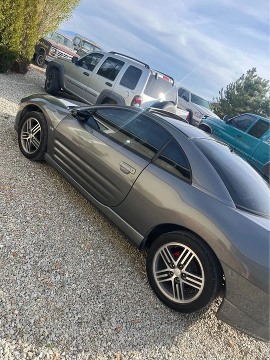 2005 Mitsubishi Eclipse 3rd Gen - Image 2 of 5