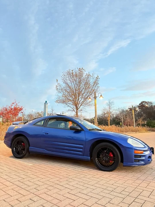 2005 Mitsubishi Eclipse 3rd Gen - Image 10 of 15
