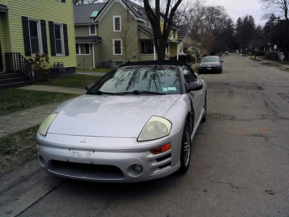 2005 Mitsubishi Eclipse 3rd Gen - Image 2 of 7