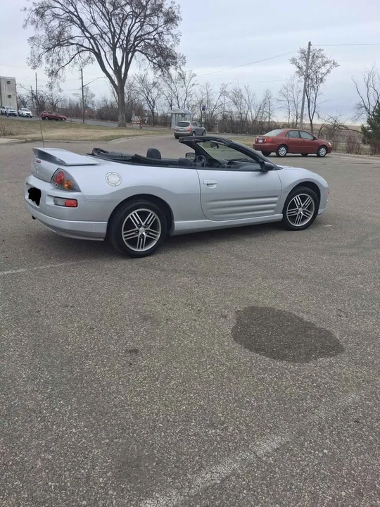 2005 Mitsubishi Eclipse 3rd Gen - Image 4 of 10
