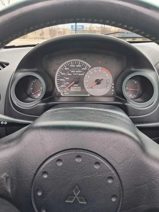 2005 Mitsubishi Eclipse 3rd Gen - Image 8 of 10