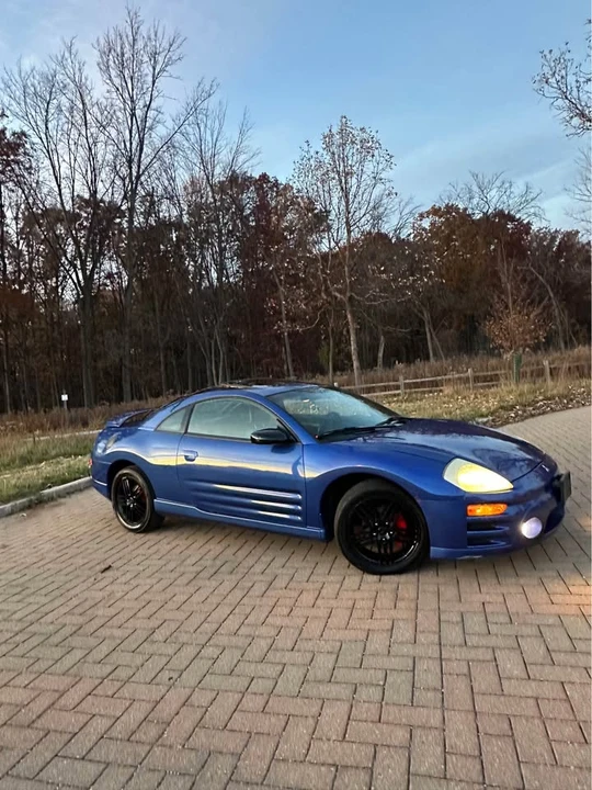 2005 Mitsubishi Eclipse 3rd Gen - Image 3 of 12