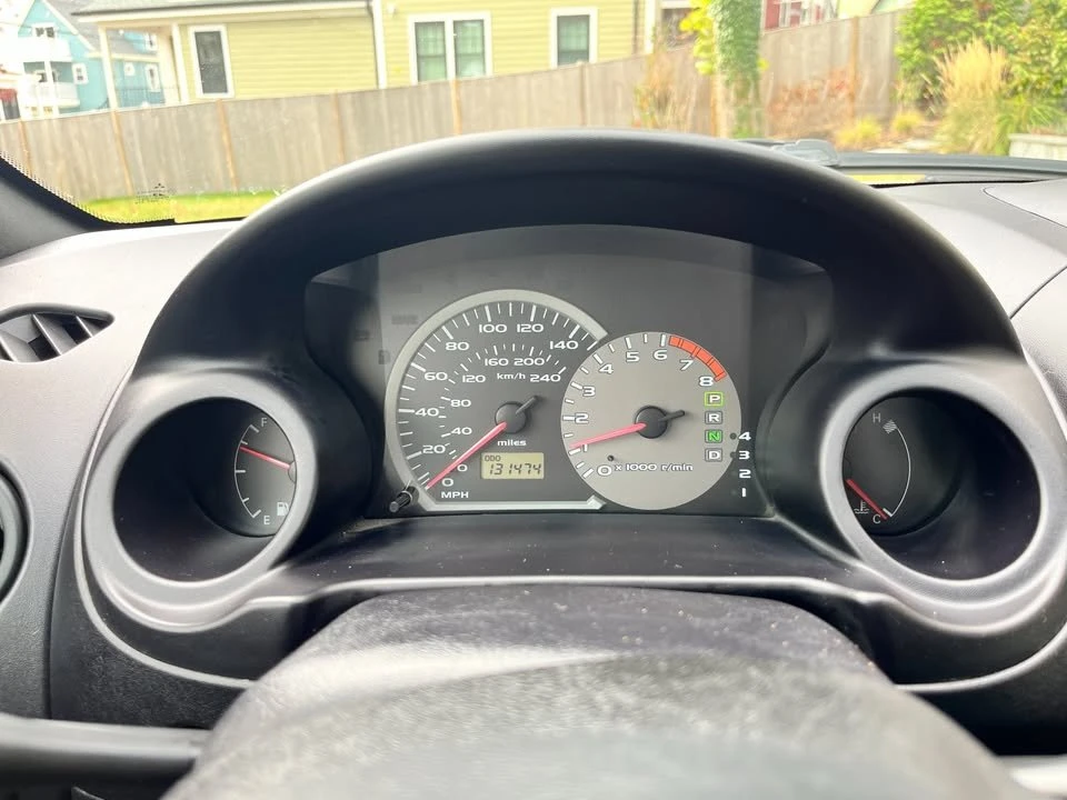 2005 Mitsubishi Eclipse 3rd Gen - Image 9 of 16