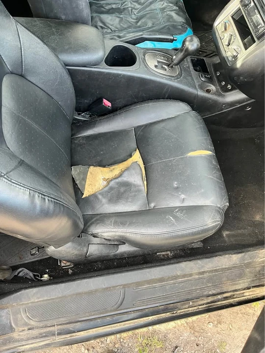 2005 Mitsubishi Eclipse 3rd Gen - Image 16 of 19