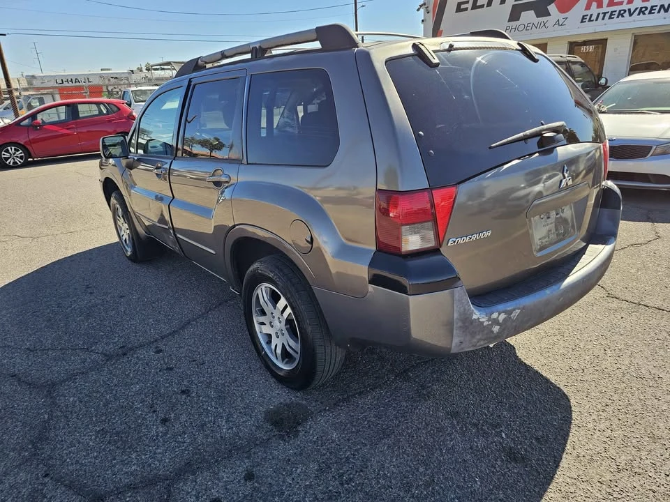 2005 Mitsubishi Endeavor - Image 5 of 10