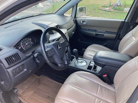2005 Mitsubishi Endeavor - Image 5 of 7