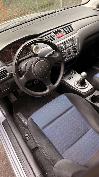 2005 Mitsubishi Lancer Evolution VIII 7th Gen - Image 8 of 19