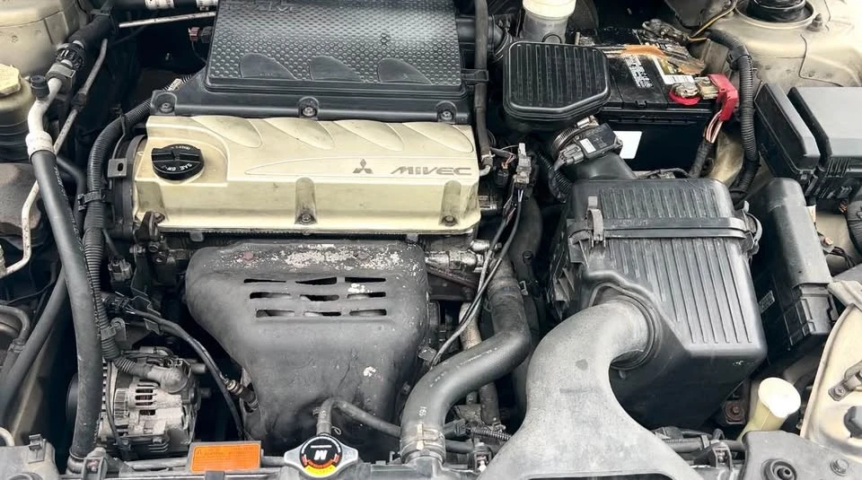 2005 Mitsubishi Galant 9th Gen - Image 2 of 6
