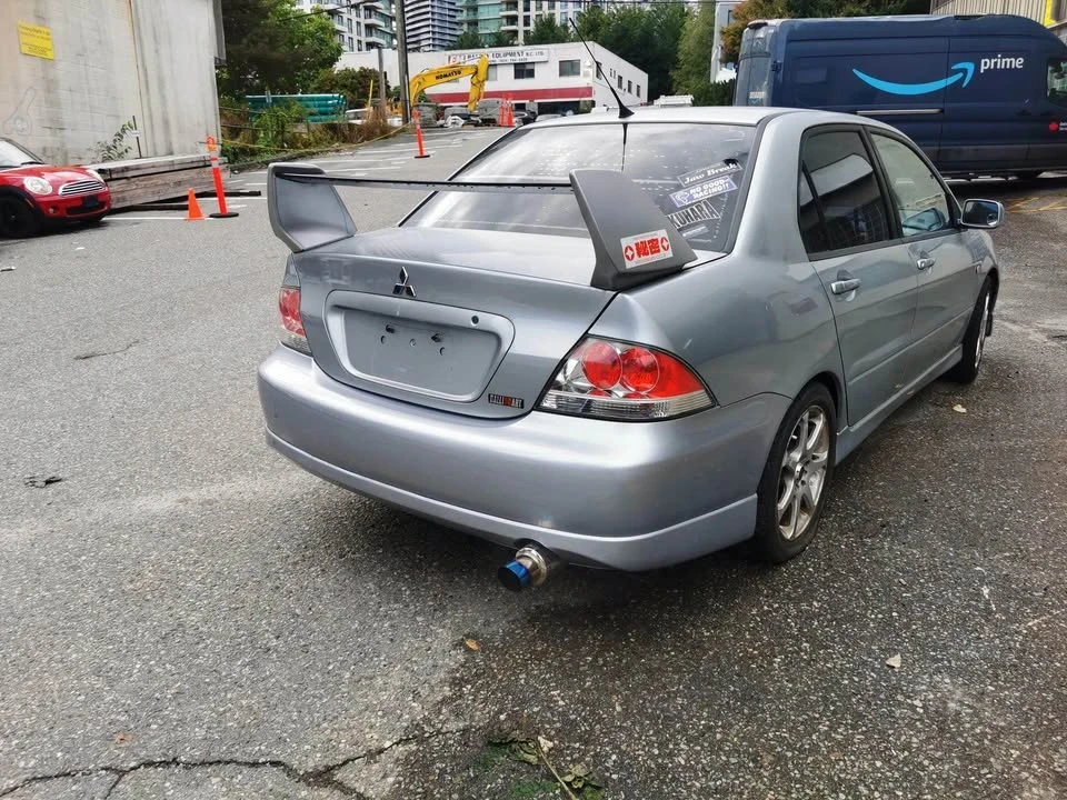 2005 Mitsubishi Lancer 8th Gen - Image 9 of 10